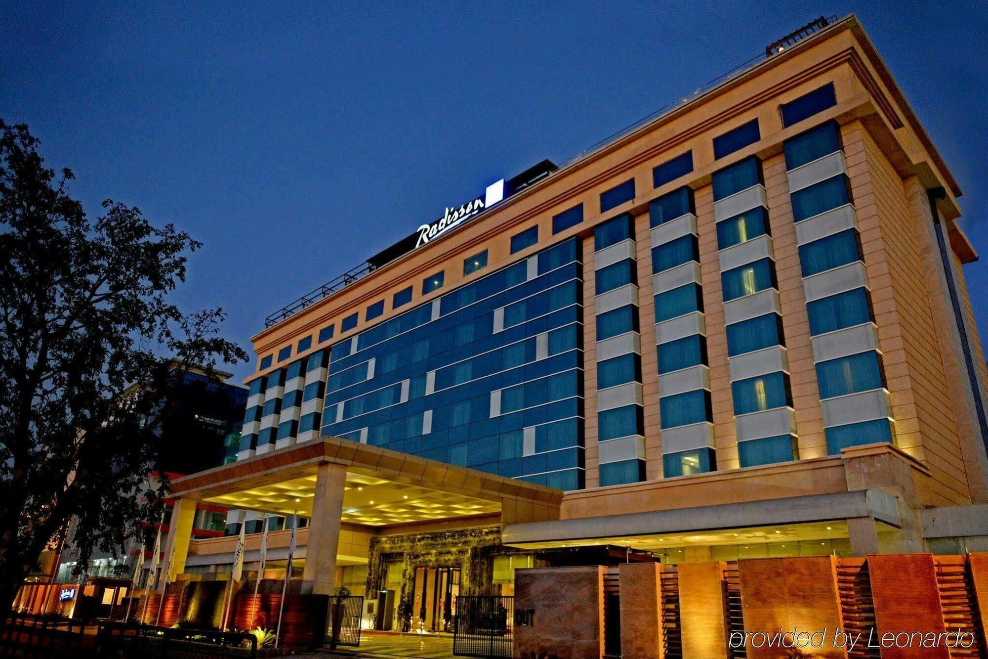 Radisson Blu Jaipur Hotel Exterior photo